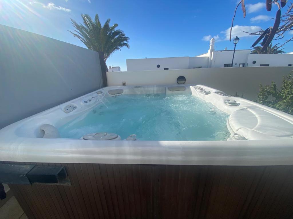 Villa Gehidy Teguise  Eksteriør billede